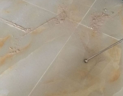 钦南瓷砖空鼓维修公司分享粘合剂选择不当在瓷砖铺贴过程中可能导致以下问题